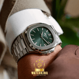 Patek Philippe Nautilus Vert Olive 41mm